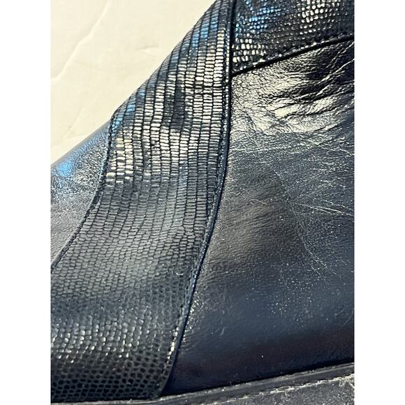 BeautiFeel Black Ankle Boots •39/8.5•Snakeskin Embossed Accent Flats Leather EXC - Picture 10 of 10